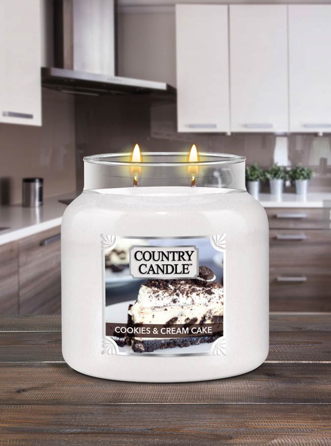 Cookies & Cream Cake Medium 2-wick - Kringle Candle Company