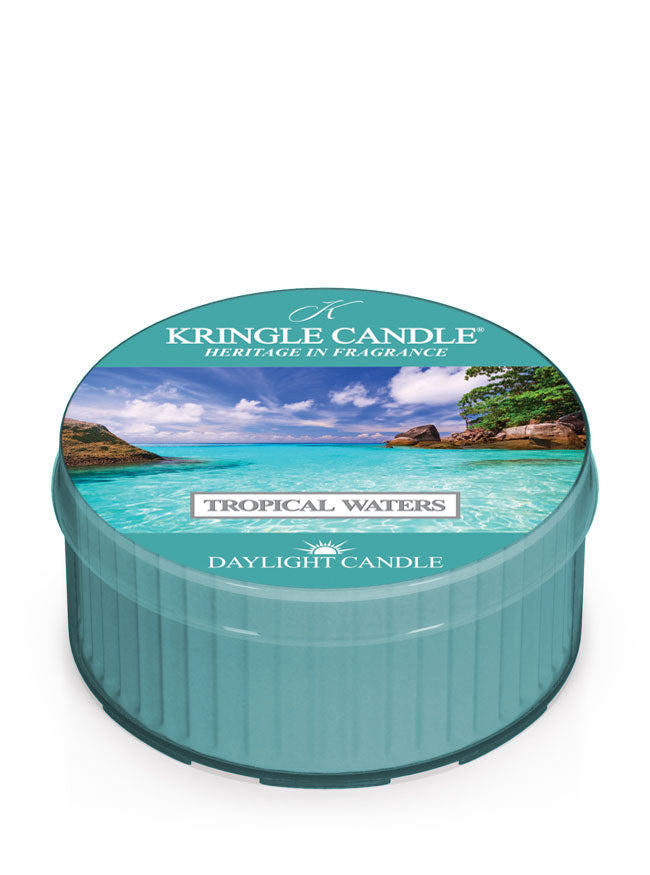 Kringle Candle Tropical Waters daylight candle on a white background